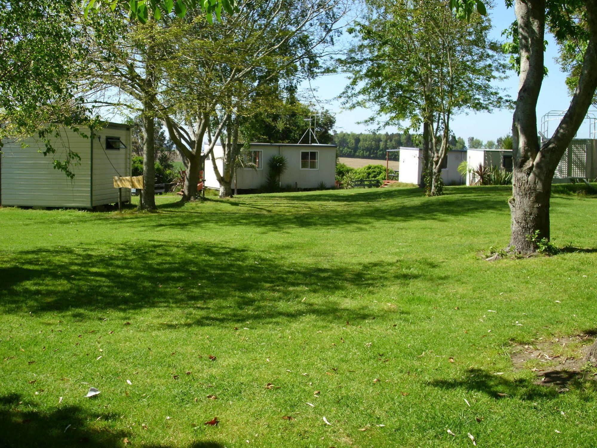 Maketu Hilltop Holiday Park Buitenkant foto