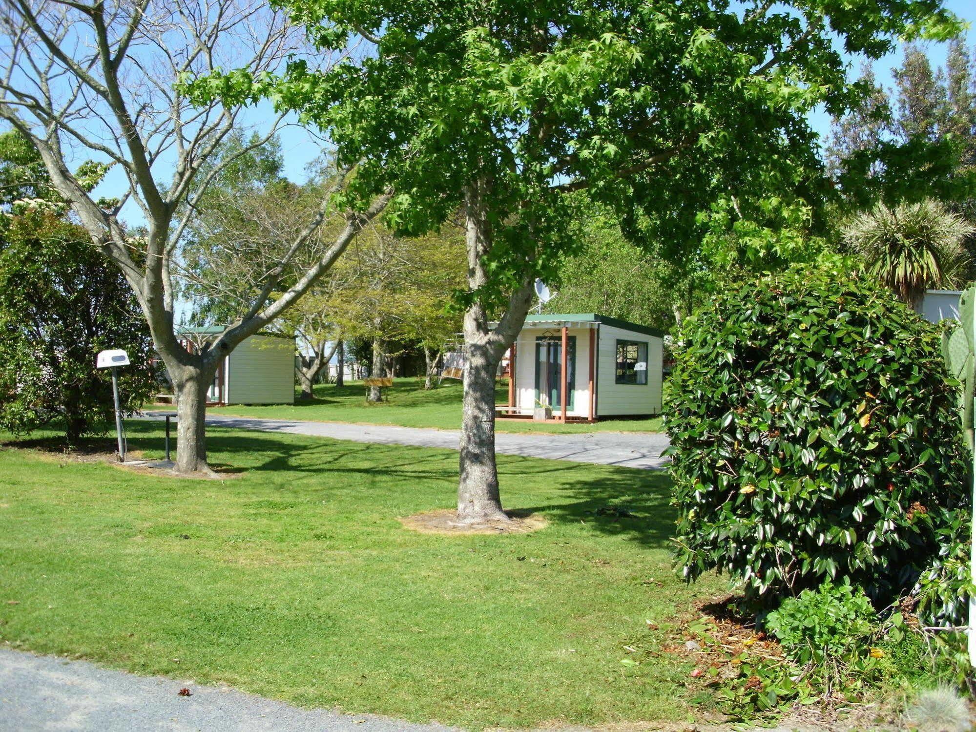 Maketu Hilltop Holiday Park Buitenkant foto