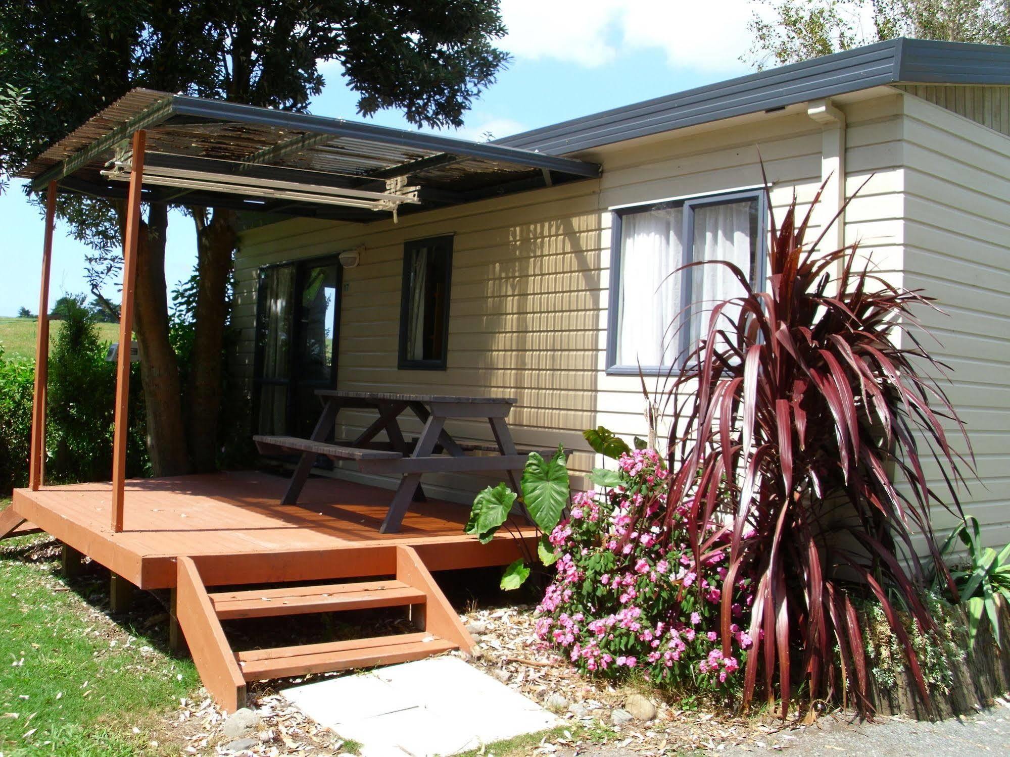 Maketu Hilltop Holiday Park Buitenkant foto